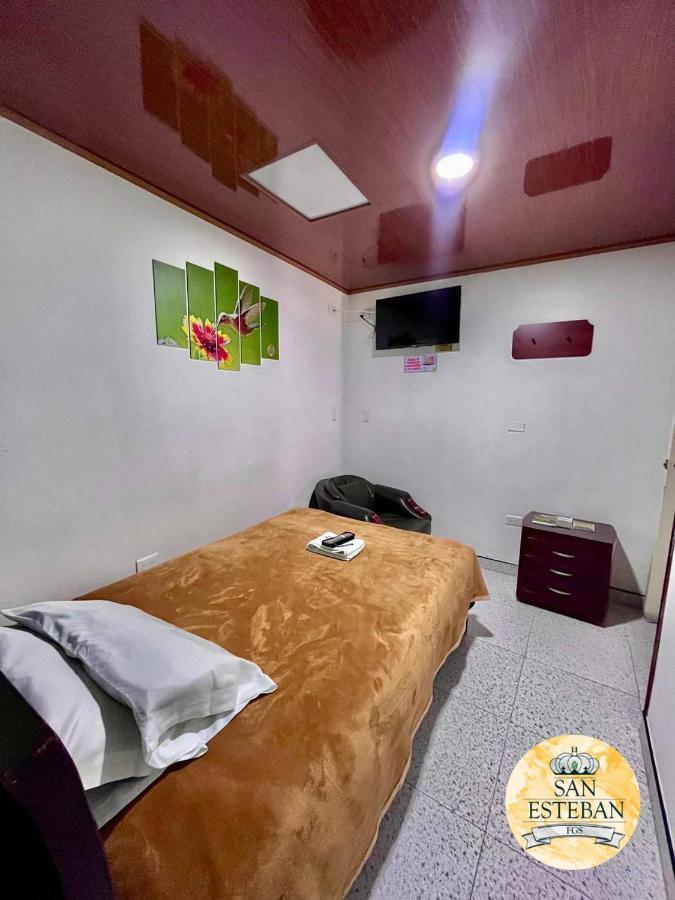Hostal San Esteban Fgs トゥンハ エクステリア 写真